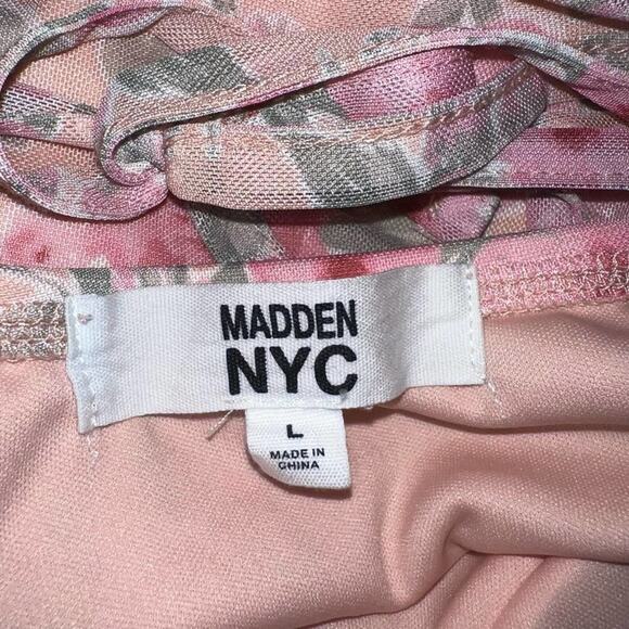 Madden NYC Floral Print Puff Sleeve Crop Top women’s size large - Picture 8 of 8